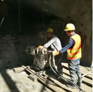 鄂尔多斯水下抗分散灌浆料特点 水下不分散注浆料介绍