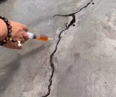 鄂尔多斯混凝土裂缝修补技术详解​